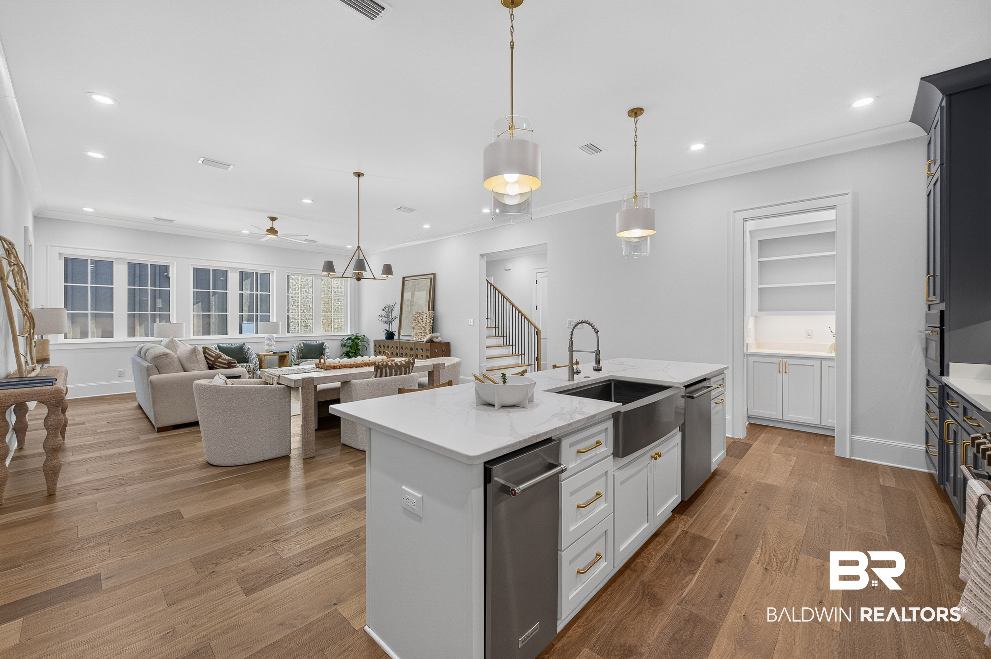 841 Inlet Circle