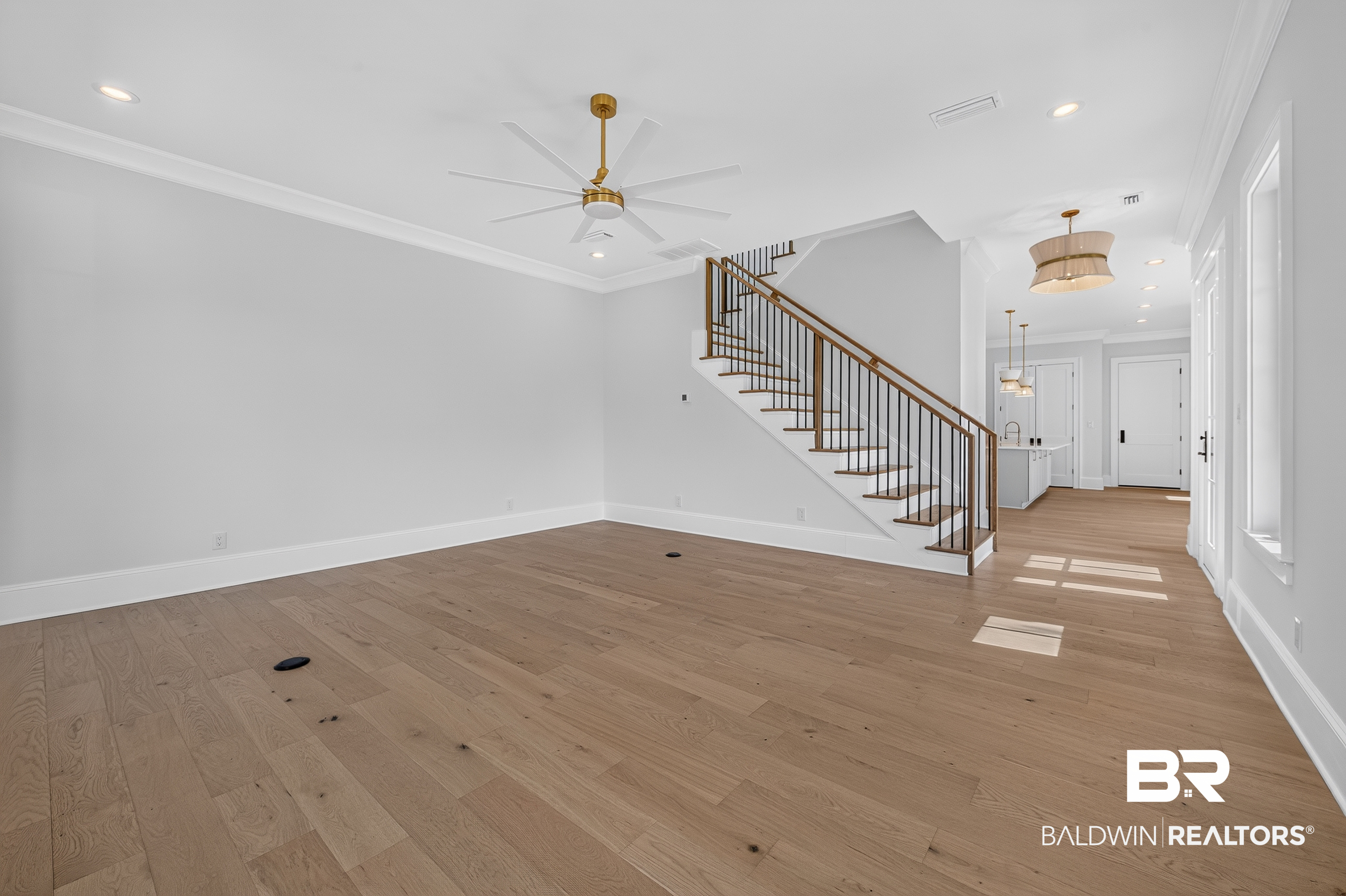 926 Inlet Circle