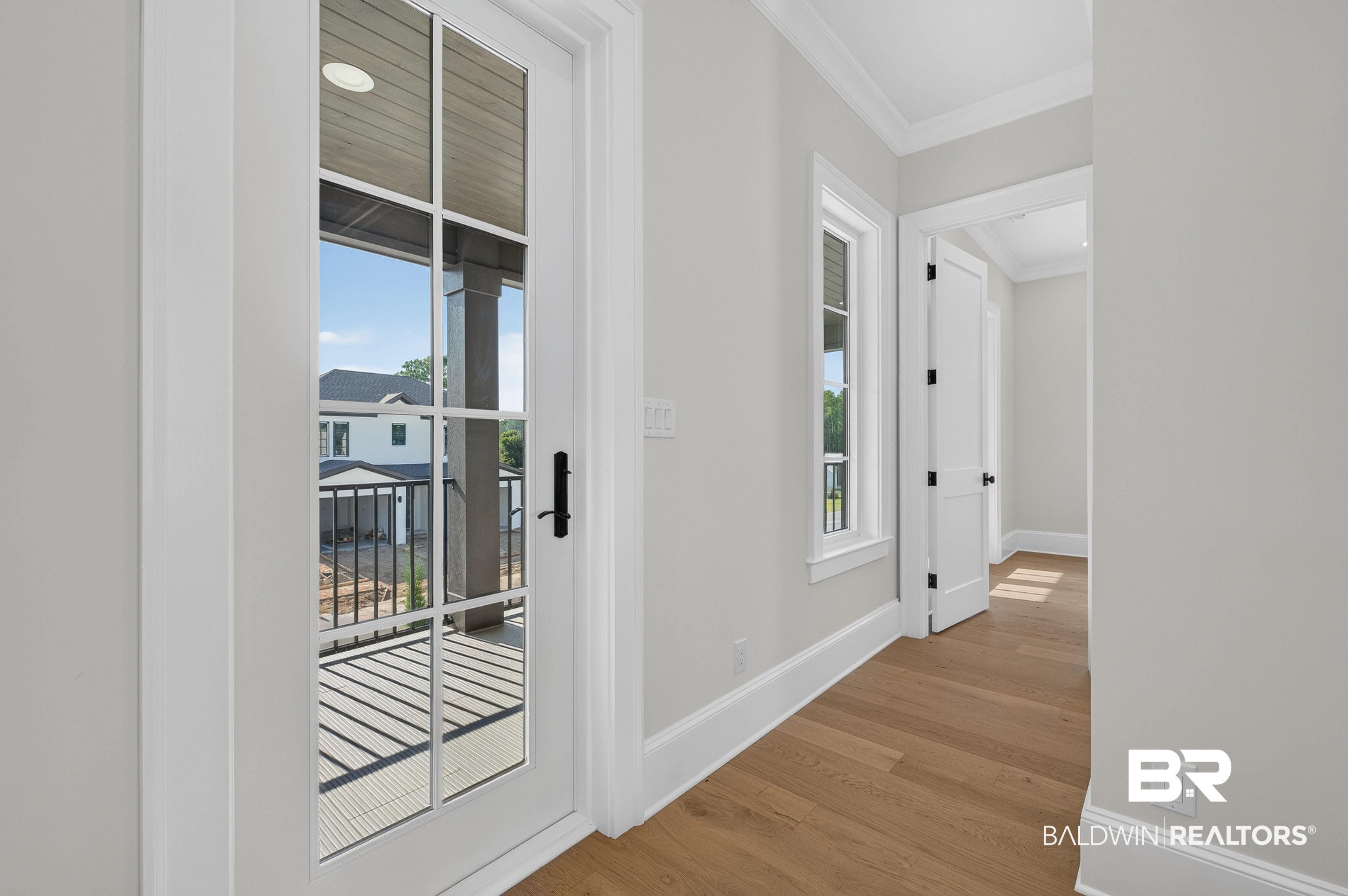 926 Inlet Circle