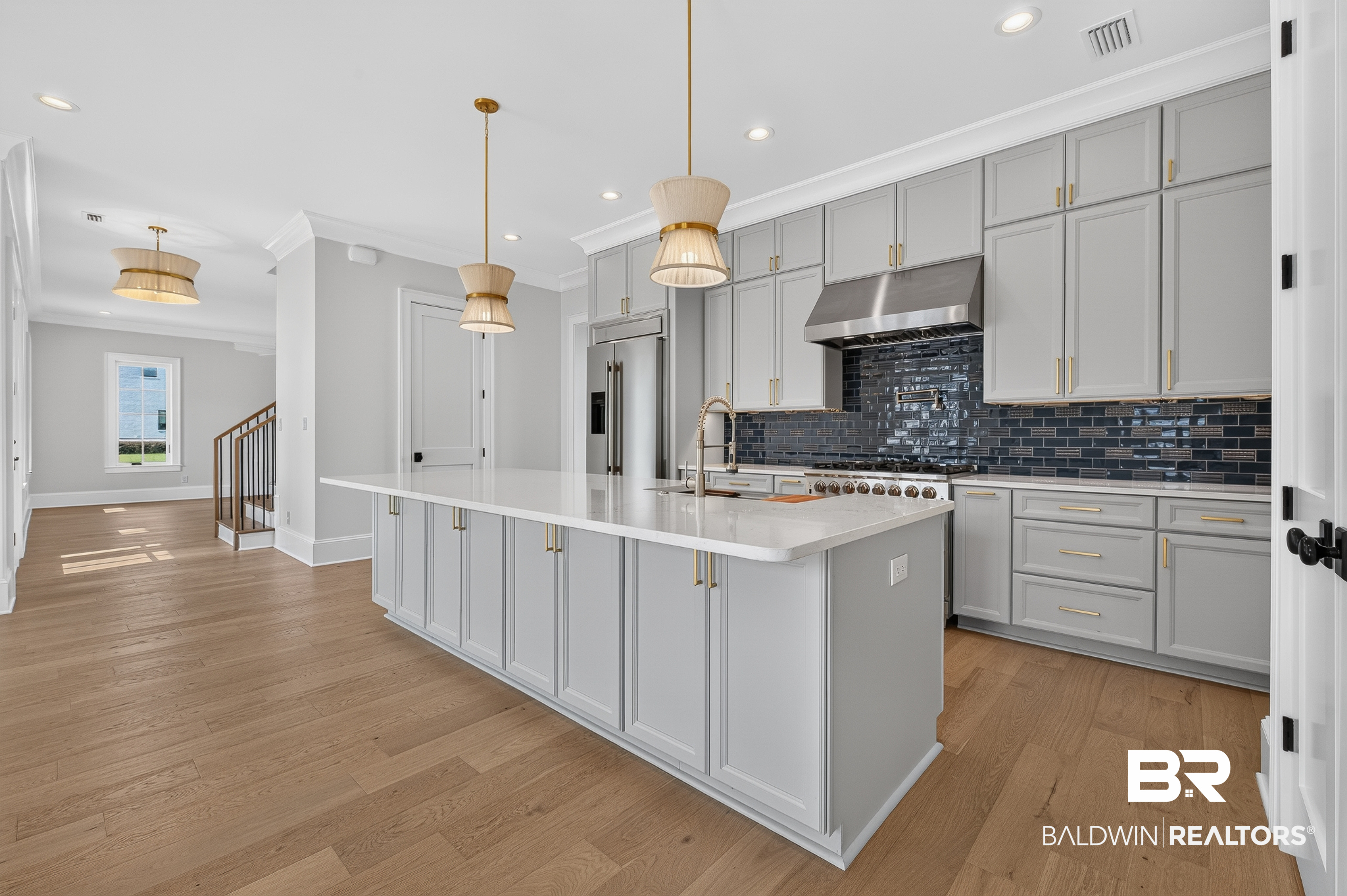 926 Inlet Circle