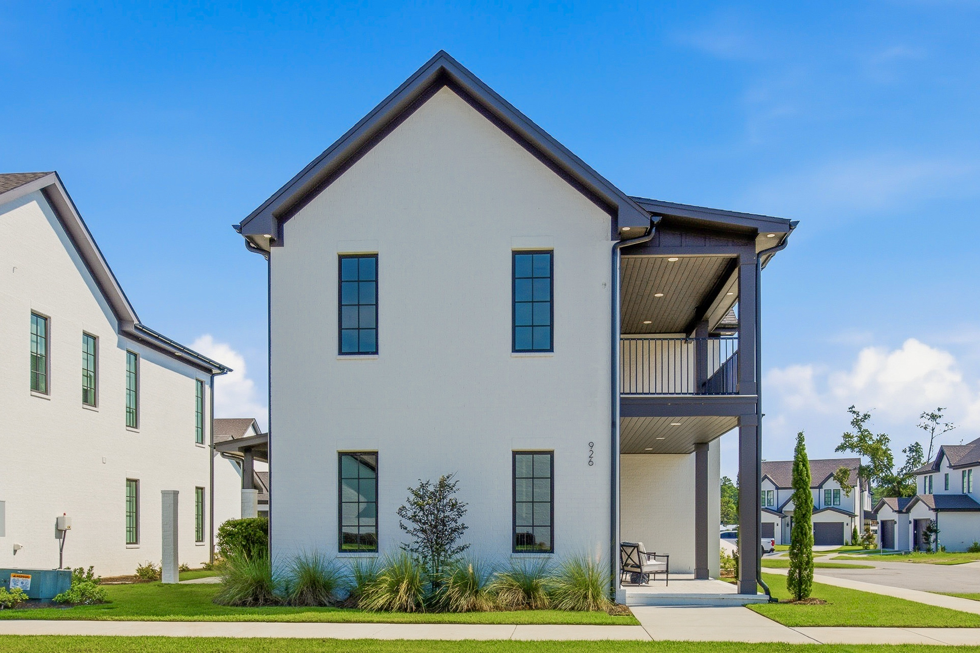 926 Inlet Circle