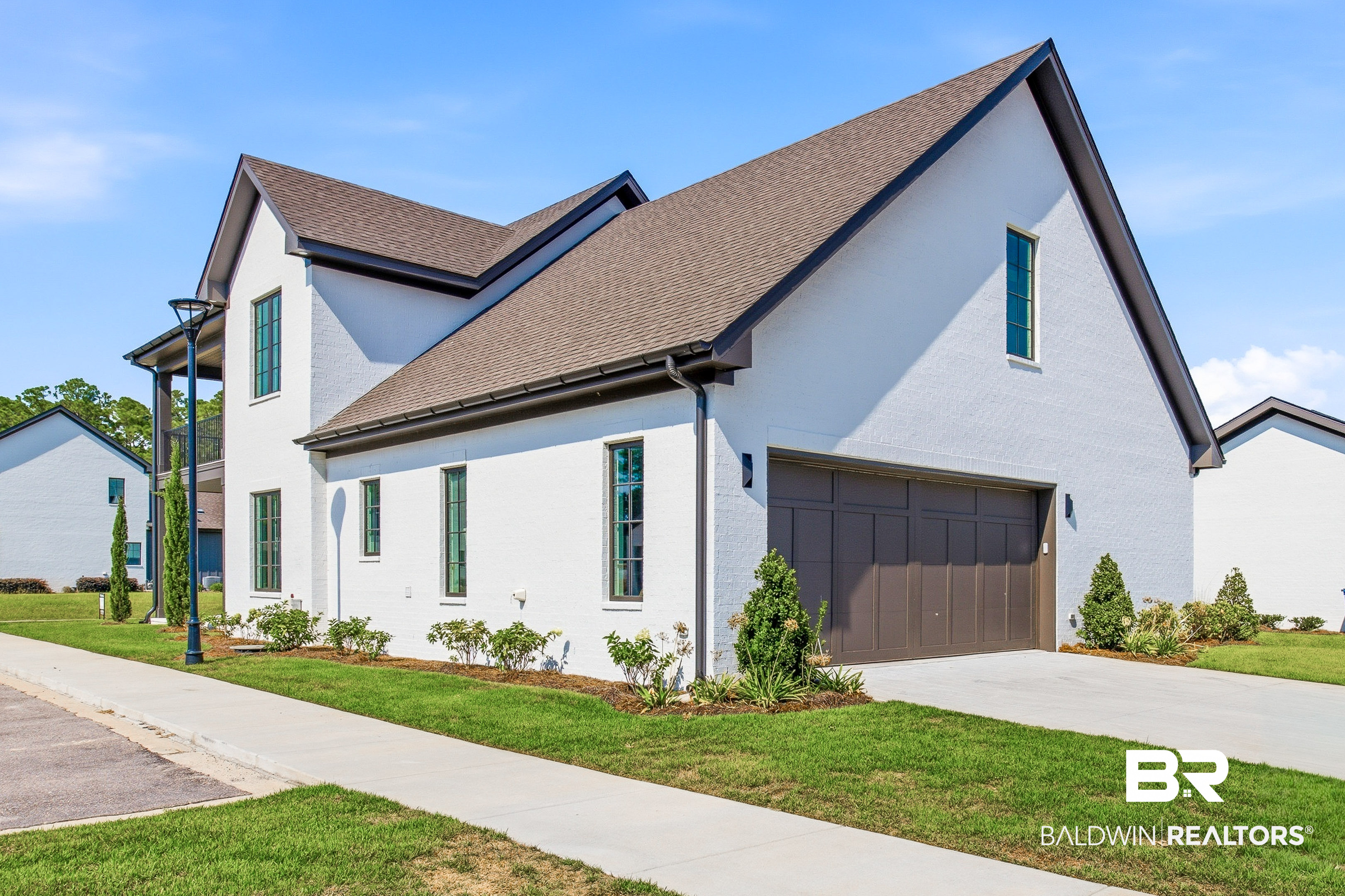 926 Inlet Circle