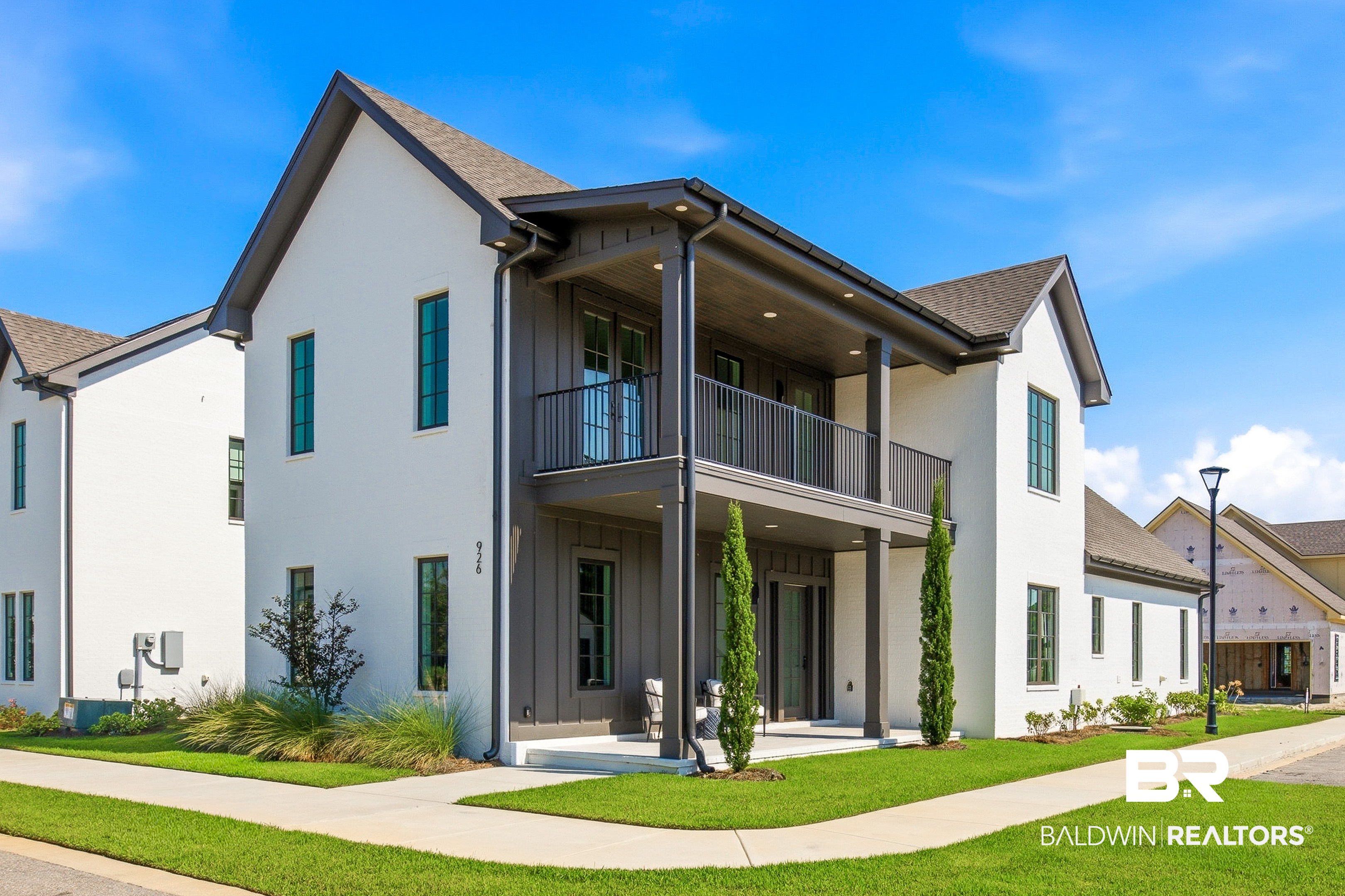 926 Inlet Circle
