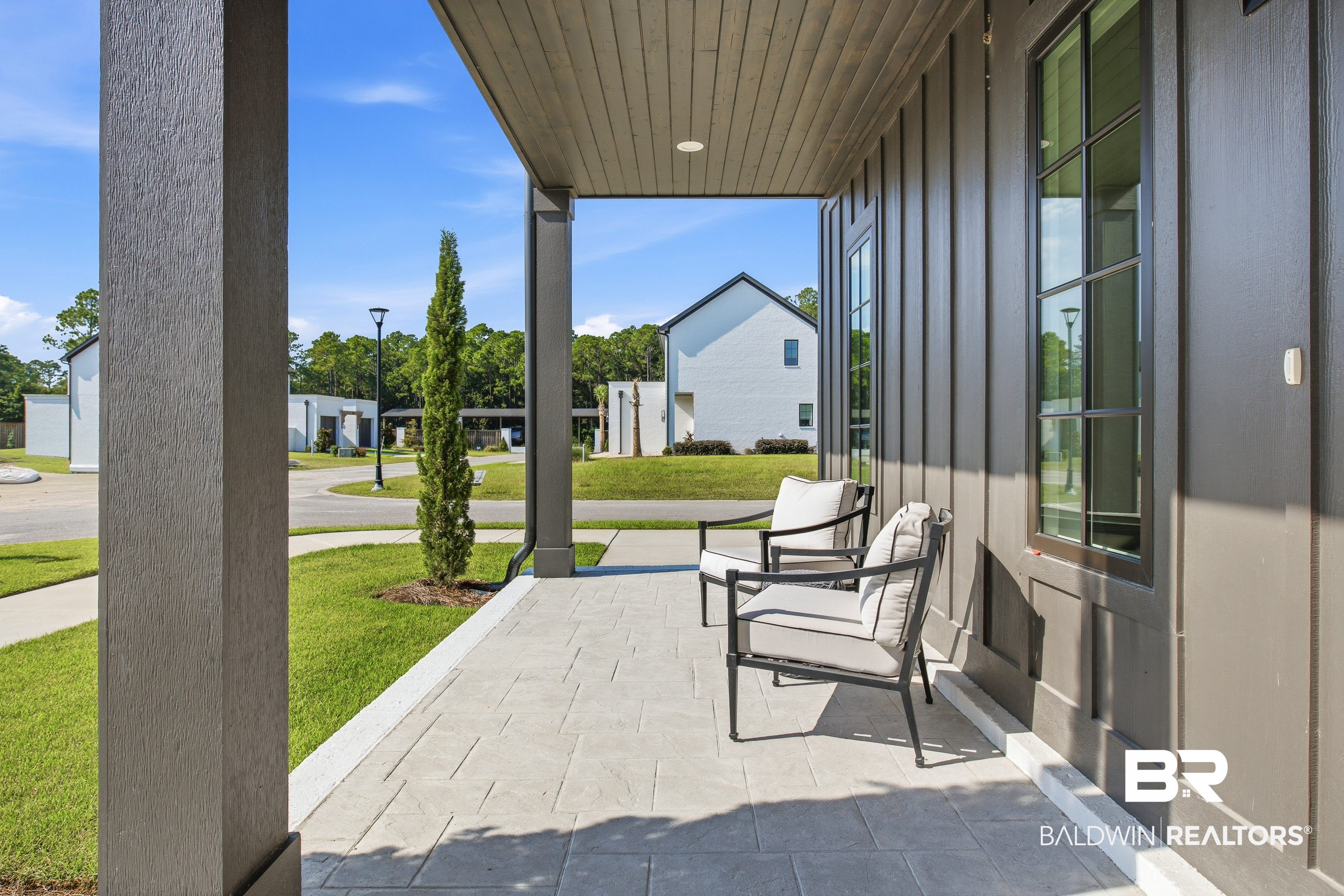 926 Inlet Circle