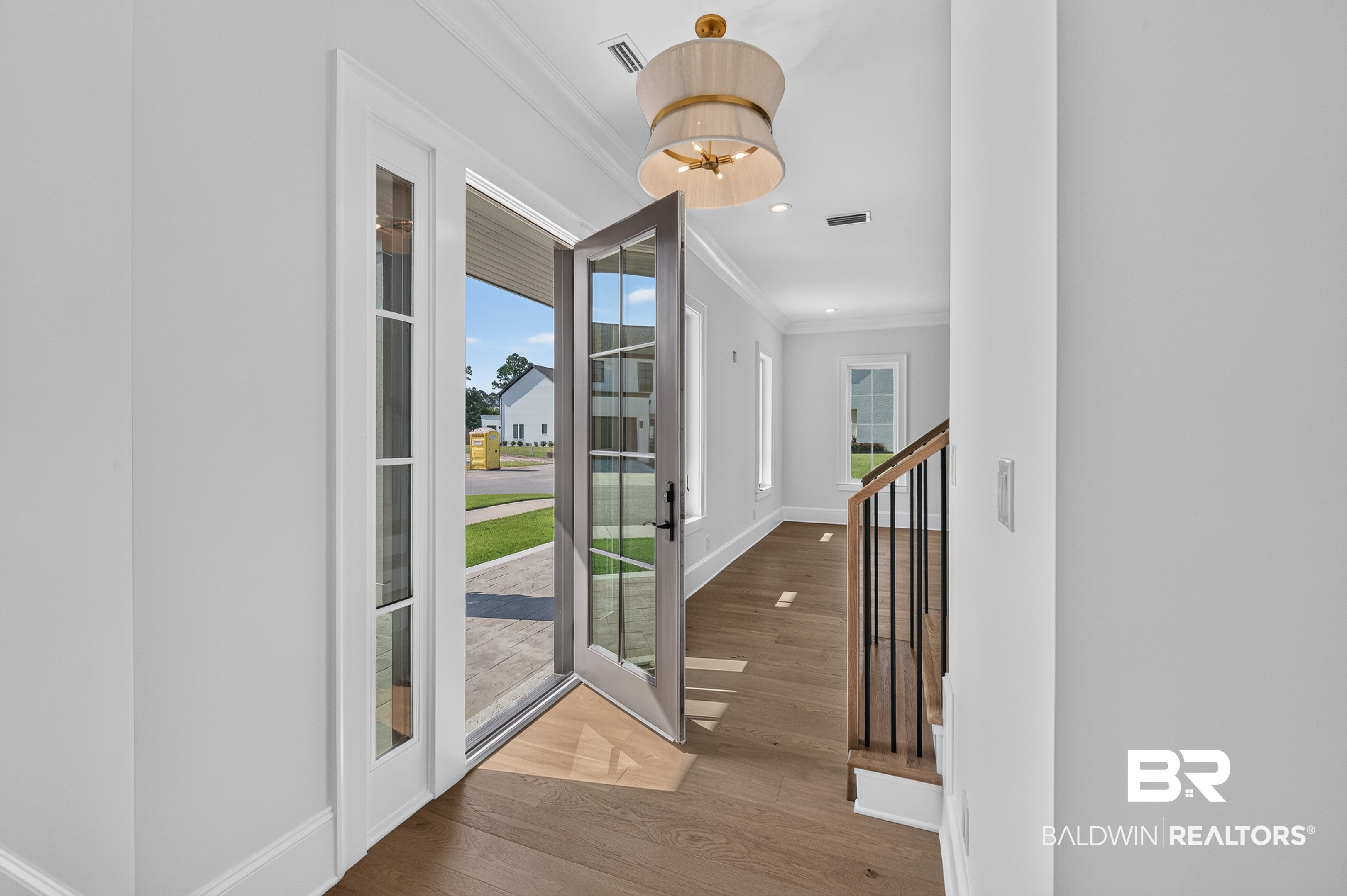 926 Inlet Circle
