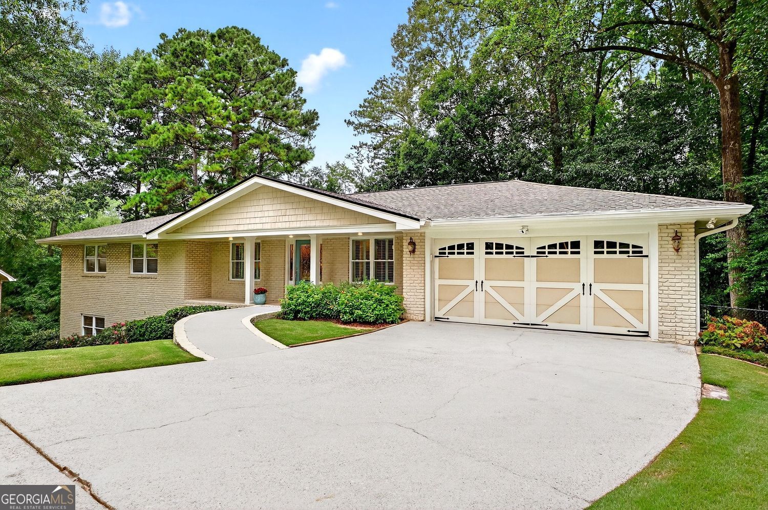 1684 Deerfield Circle