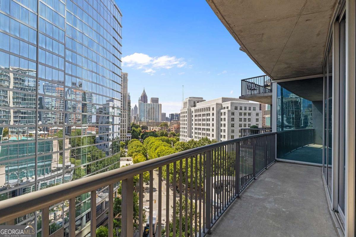 1080 Peachtree Street NE # 1006