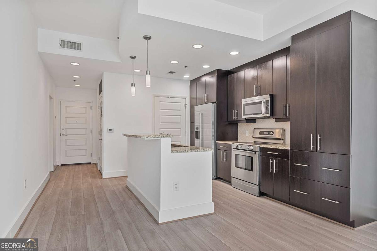 1080 Peachtree Street NE # 1006