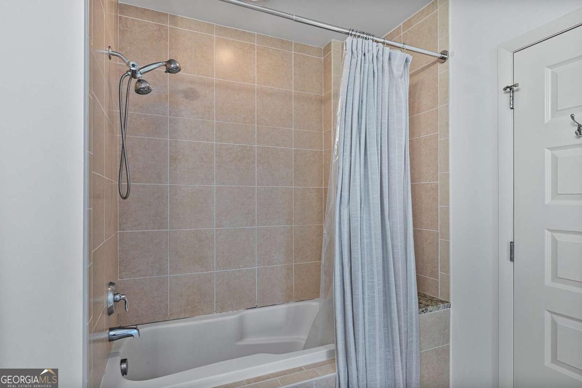 1080 Peachtree Street NE # 1006