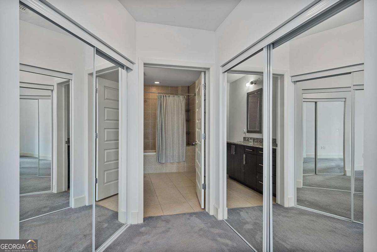 1080 Peachtree Street NE # 1006