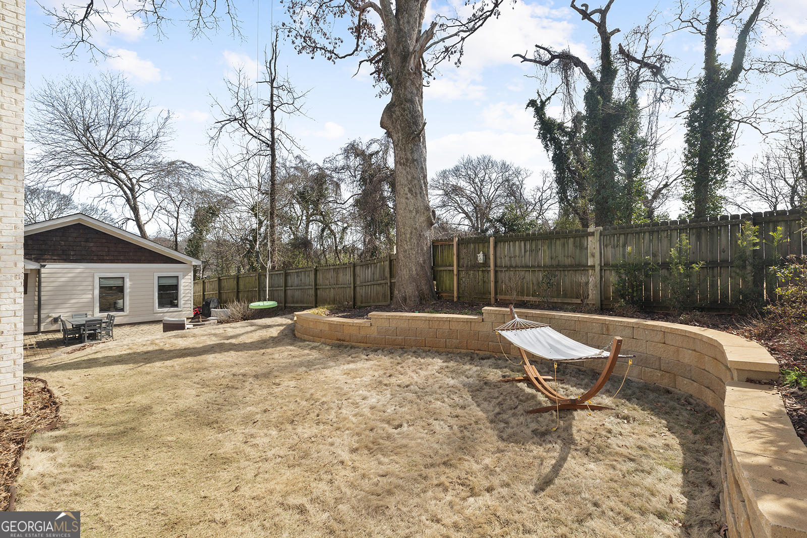 112 Wesley Avenue NE