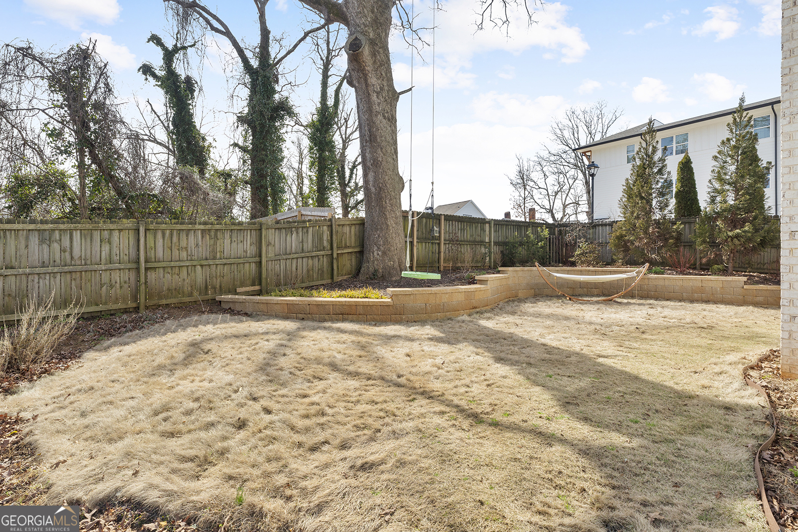 112 Wesley Avenue NE