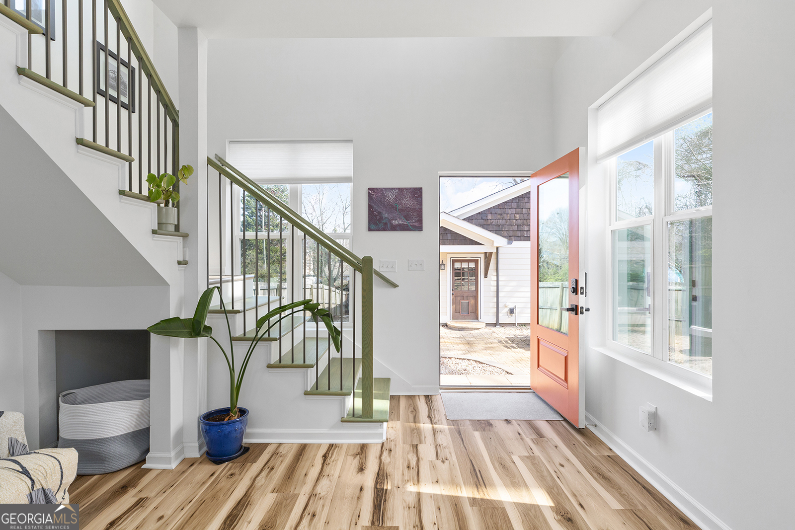 112 Wesley Avenue NE