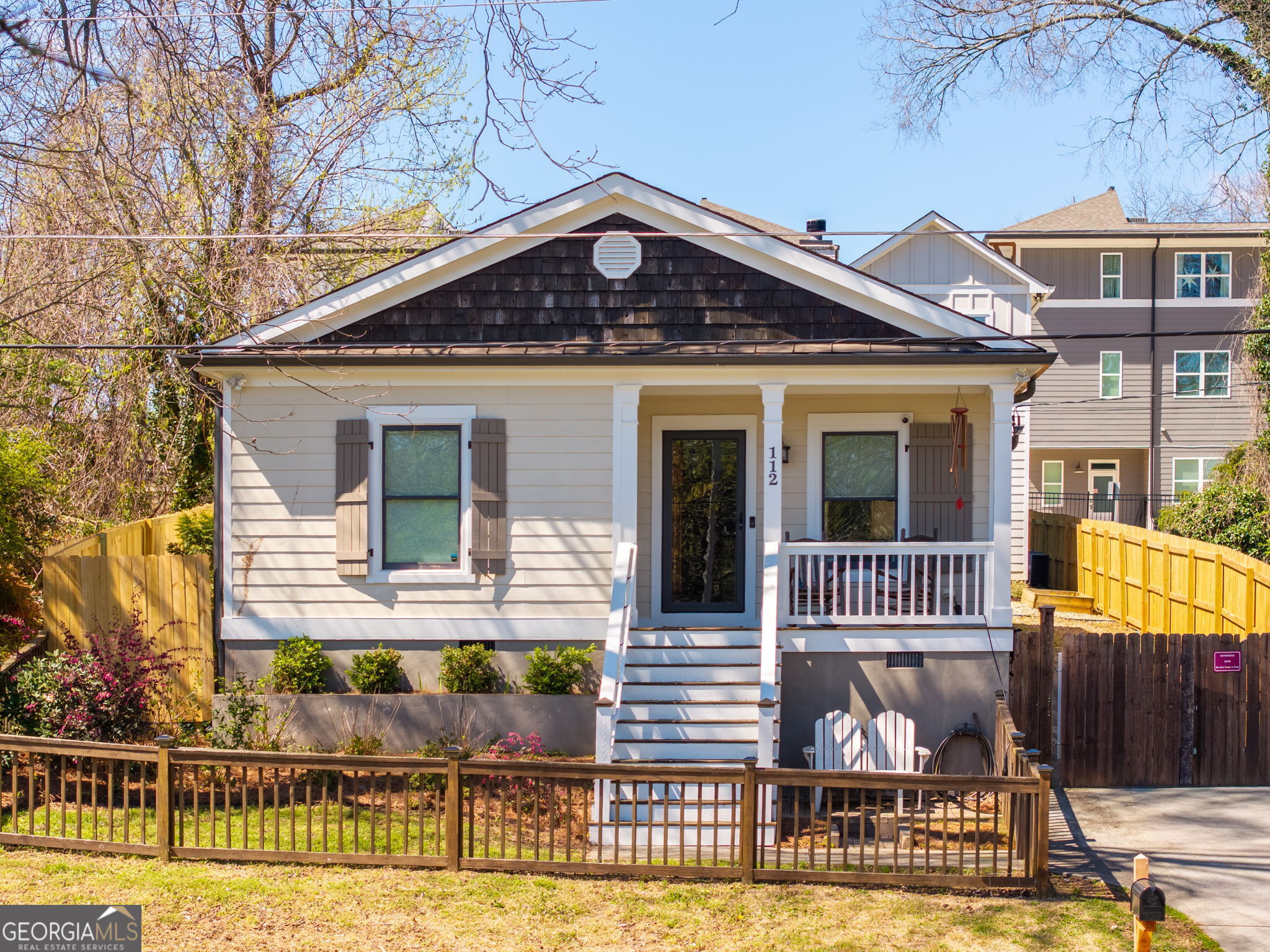 112 Wesley Avenue NE