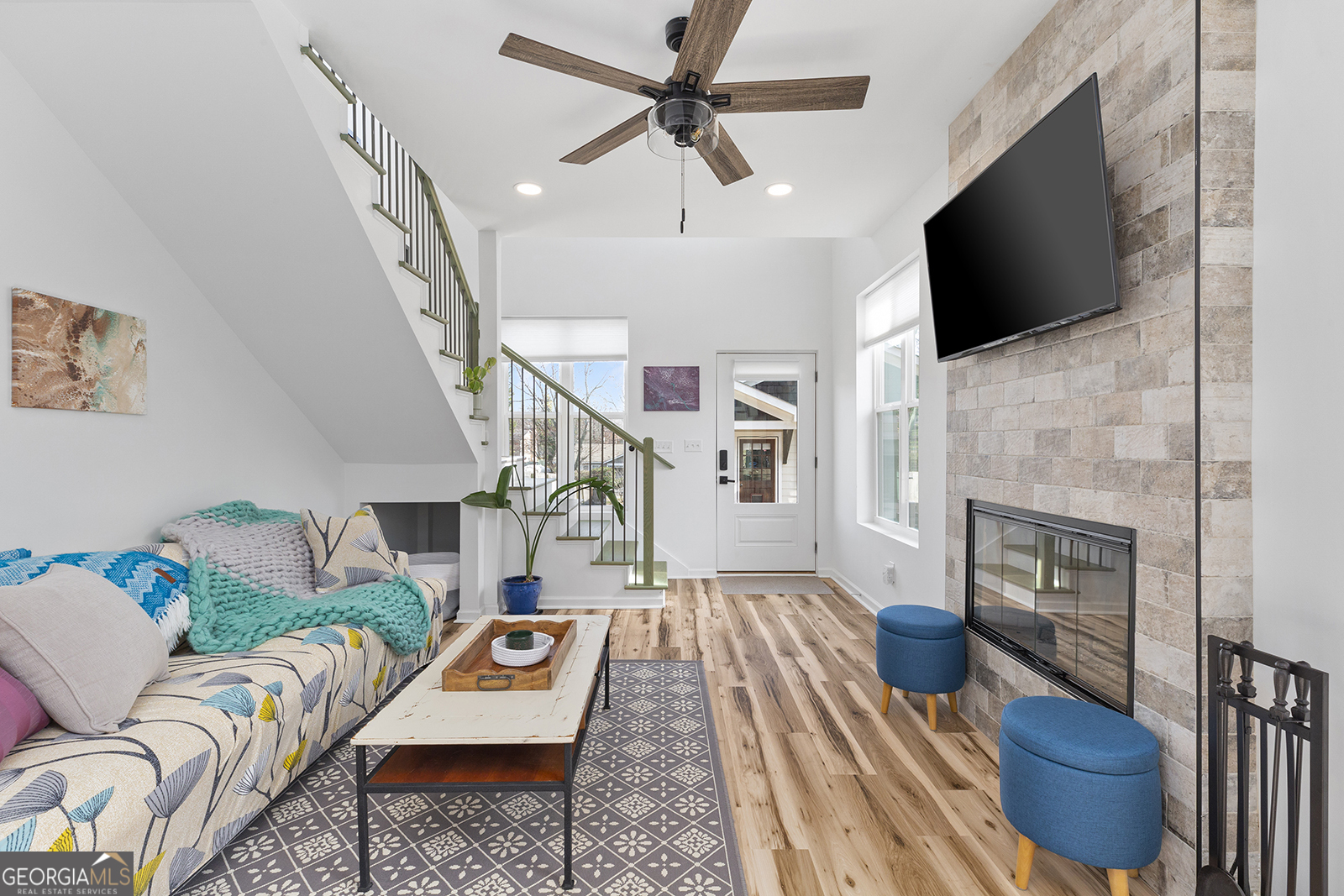 112 Wesley Avenue NE