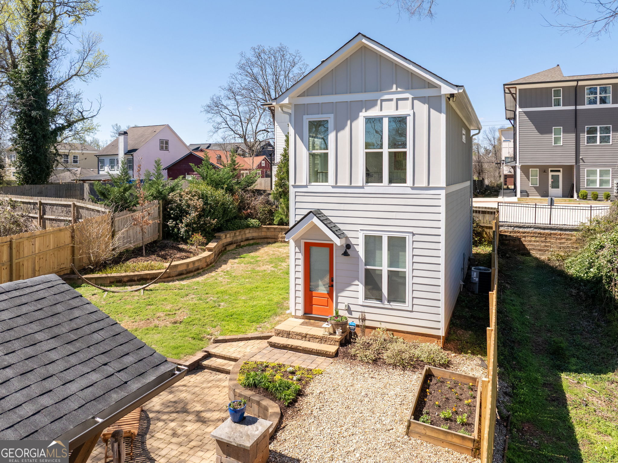 112 Wesley Avenue NE