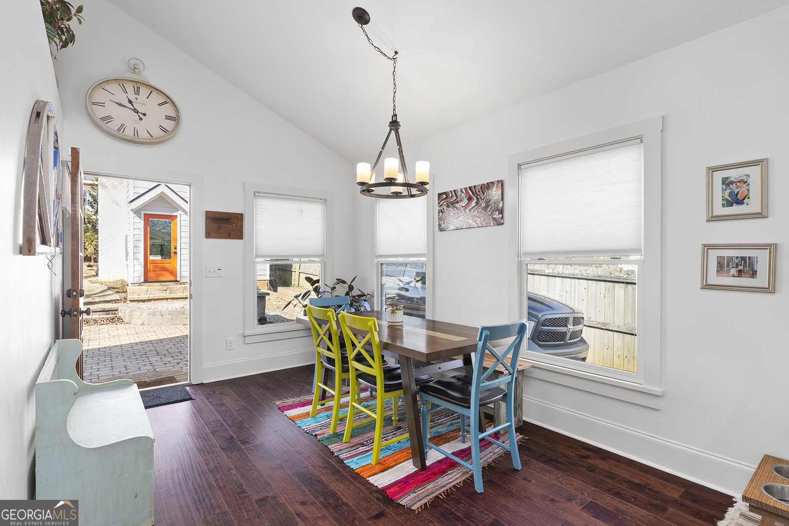 112 Wesley Avenue NE