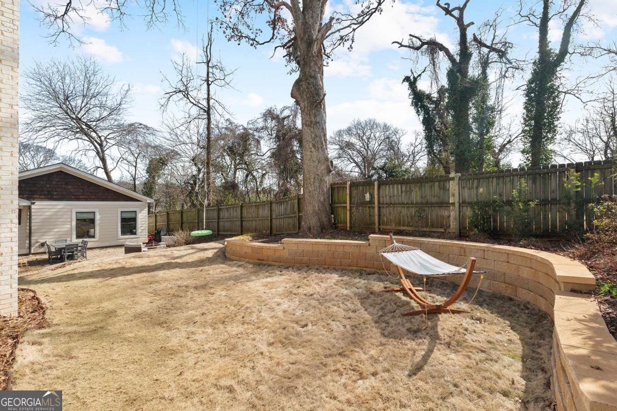 112 Wesley Avenue NE