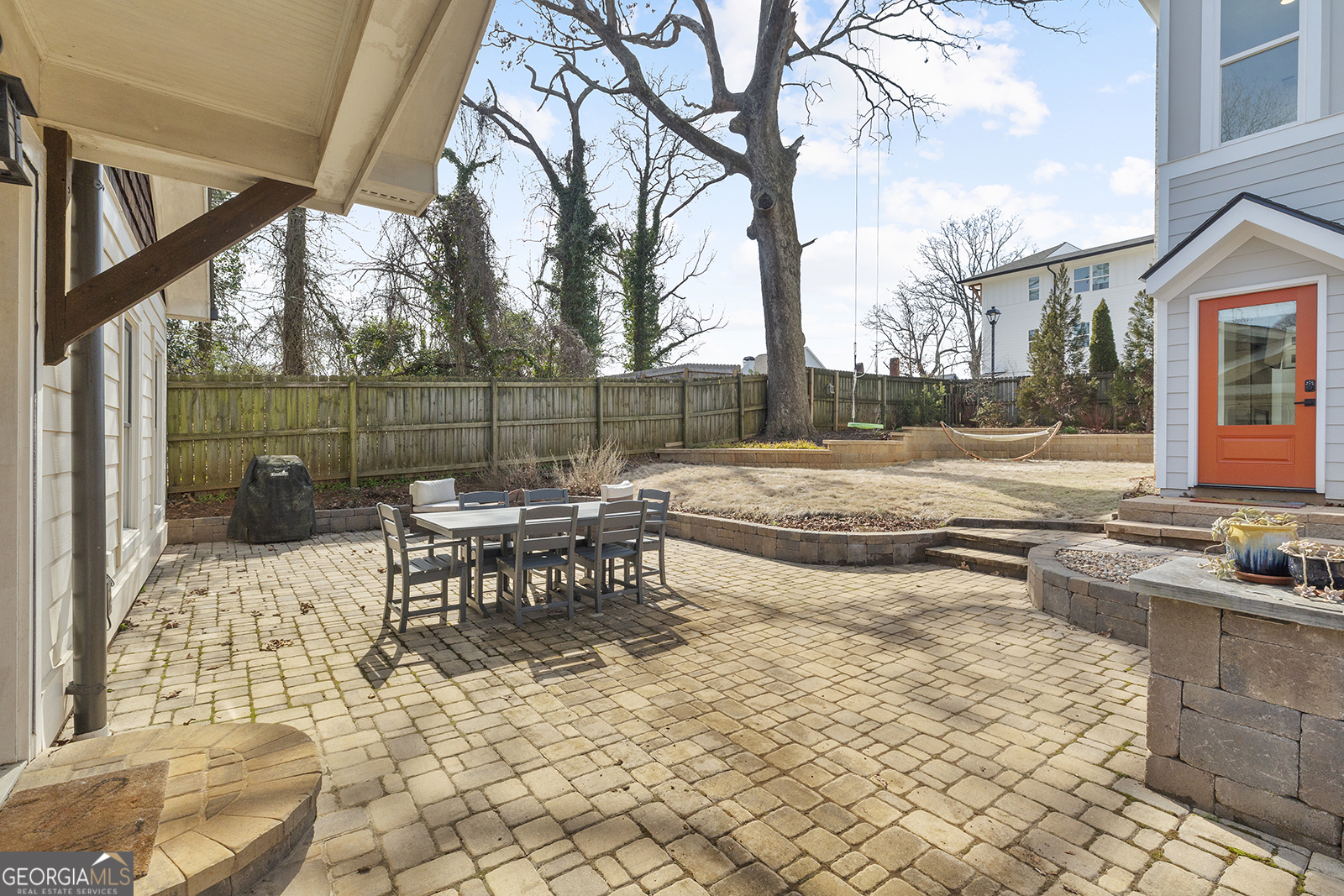 112 Wesley Avenue NE