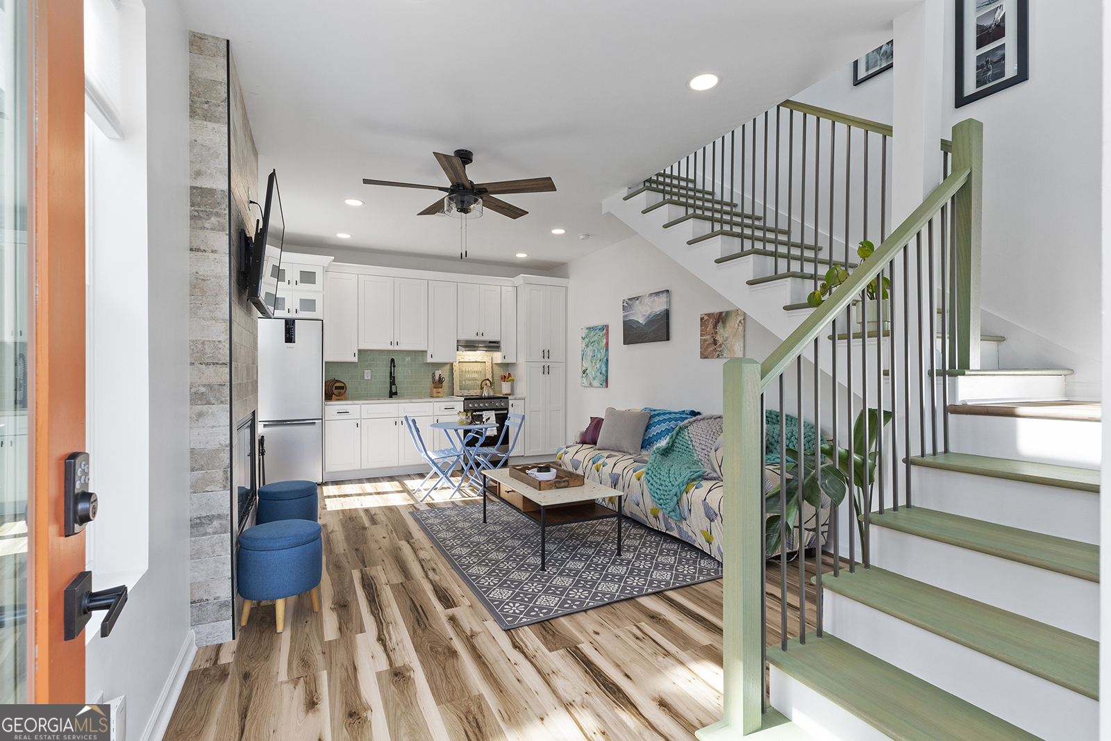 112 Wesley Avenue NE