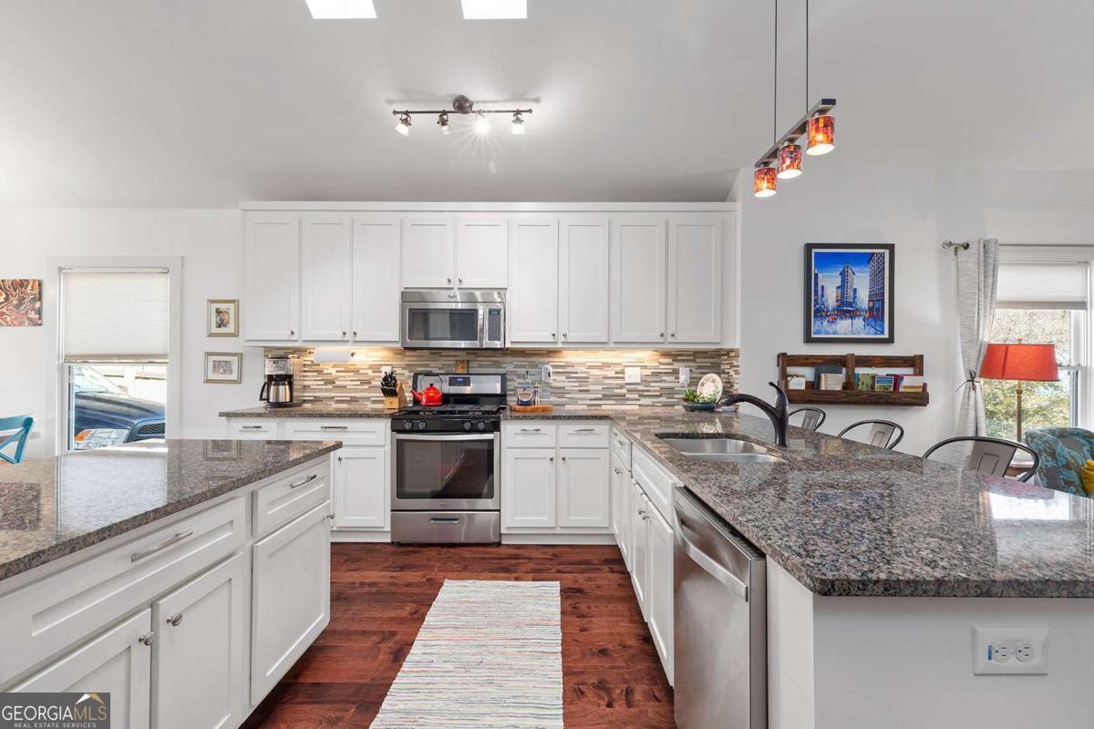 112 Wesley Avenue NE