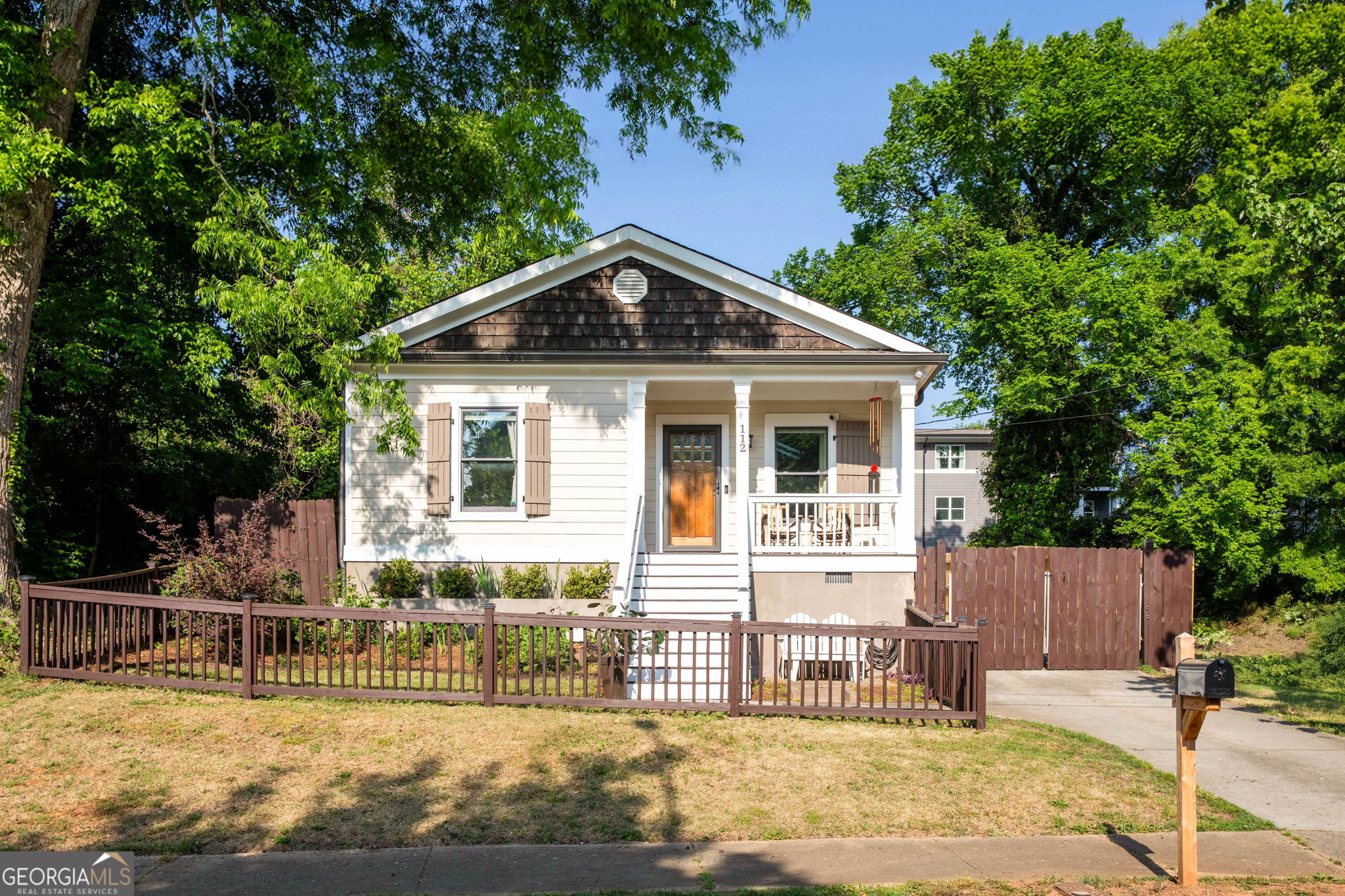 112 Wesley Avenue NE