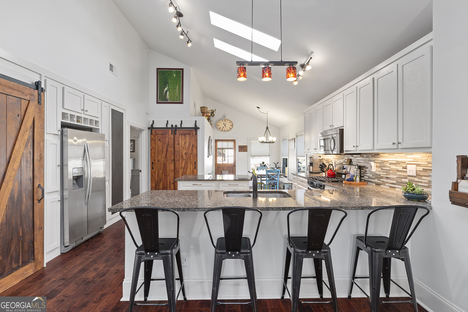 112 Wesley Avenue NE