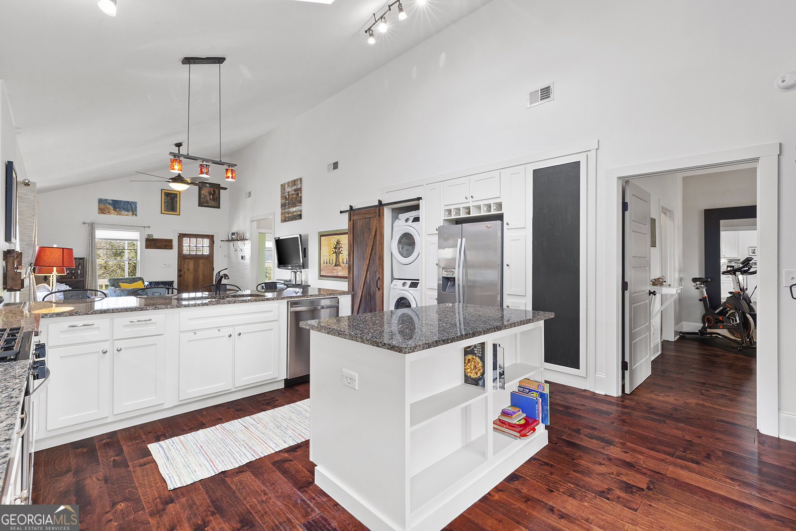 112 Wesley Avenue NE