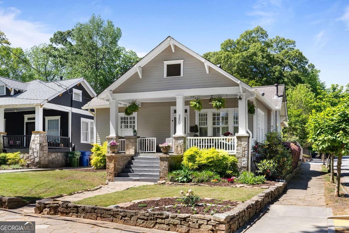 320 FERGUSON Street NE