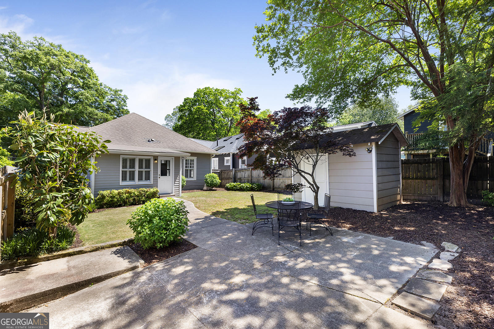 320 FERGUSON Street NE