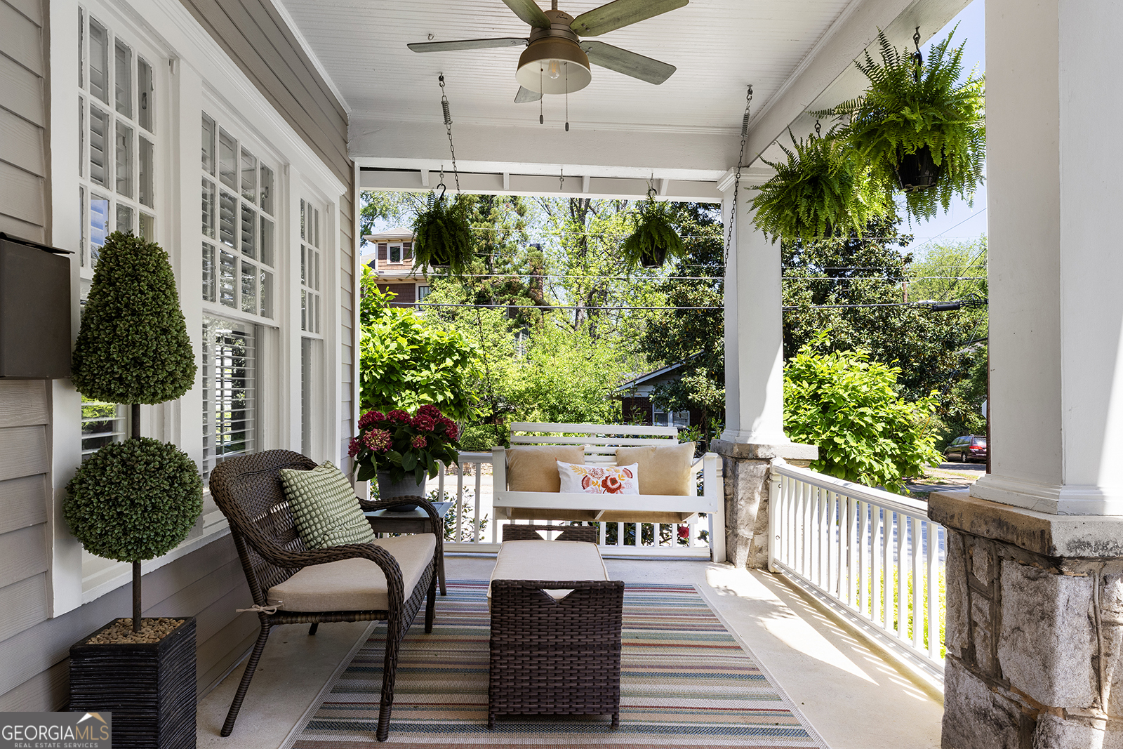 320 FERGUSON Street NE