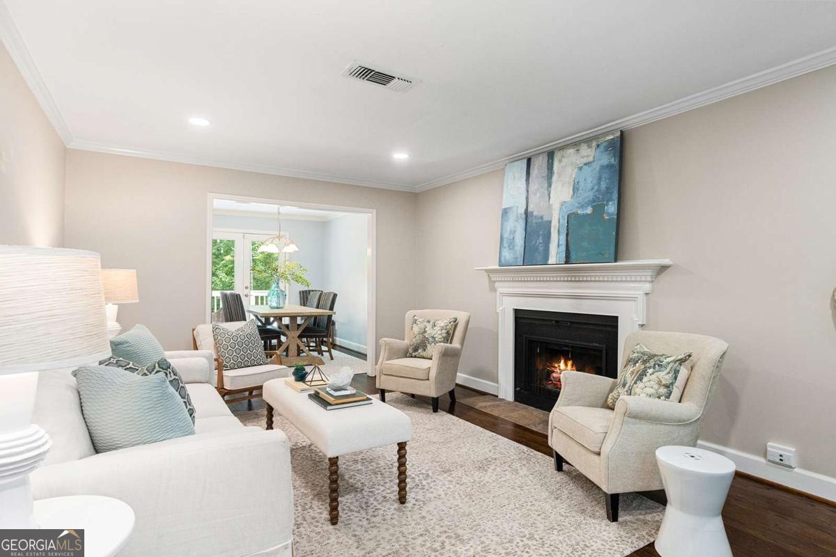 1108 Morningside Place NE