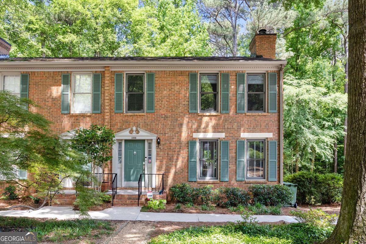 1108 Morningside Place NE