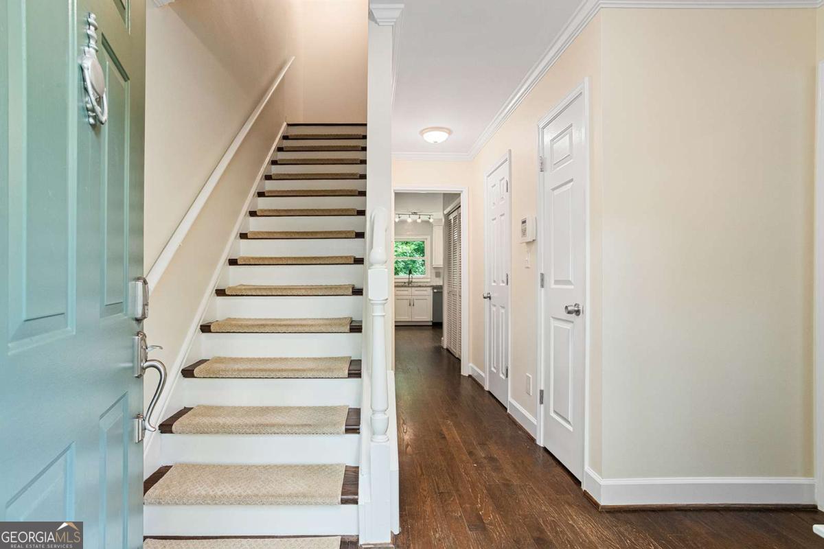 1108 Morningside Place NE