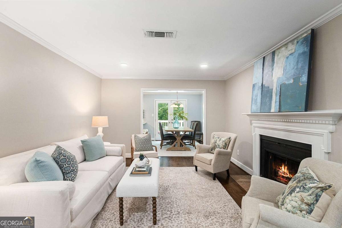 1108 Morningside Place NE