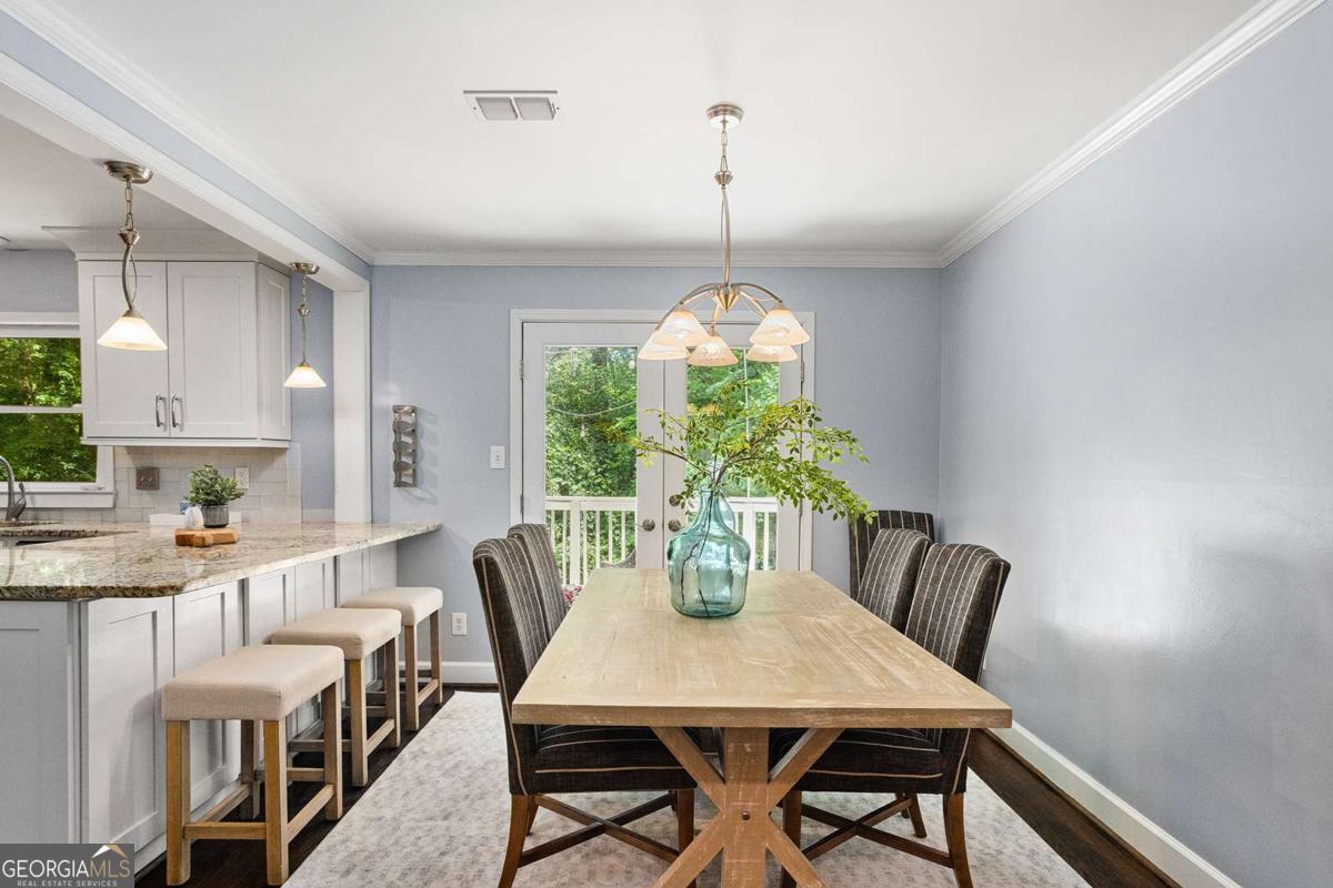 1108 Morningside Place NE