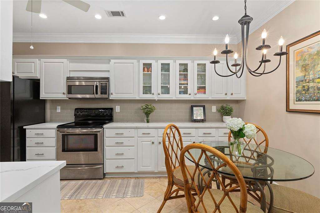 28317 Plantation Drive NE