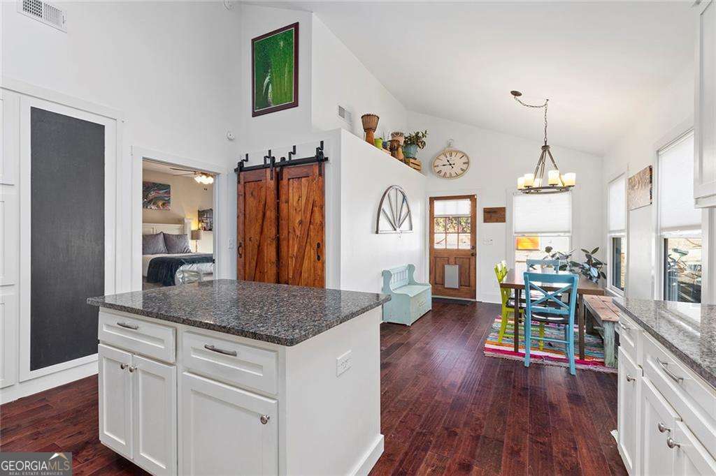 112 Wesley Avenue NE
