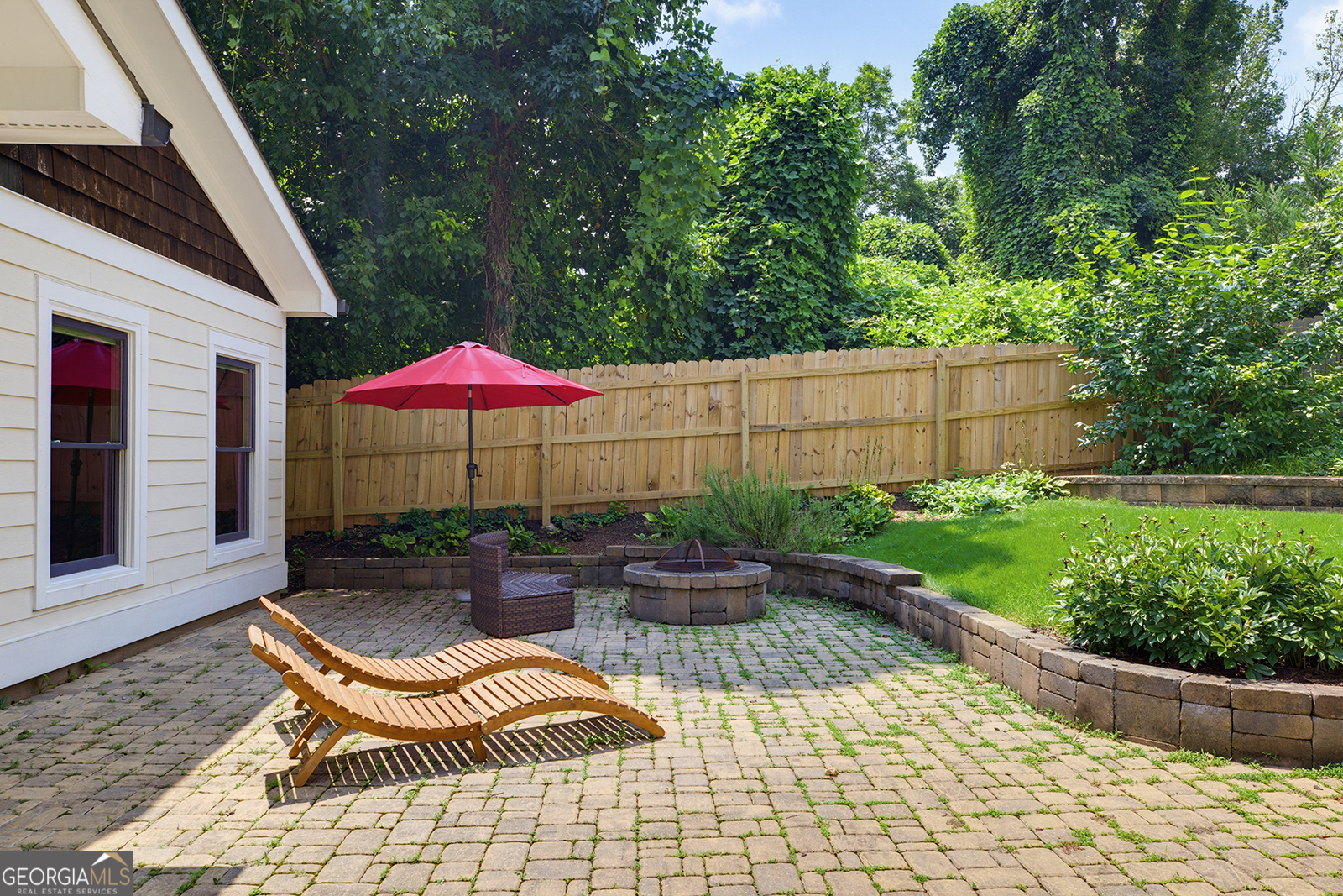 112 Wesley Avenue NE