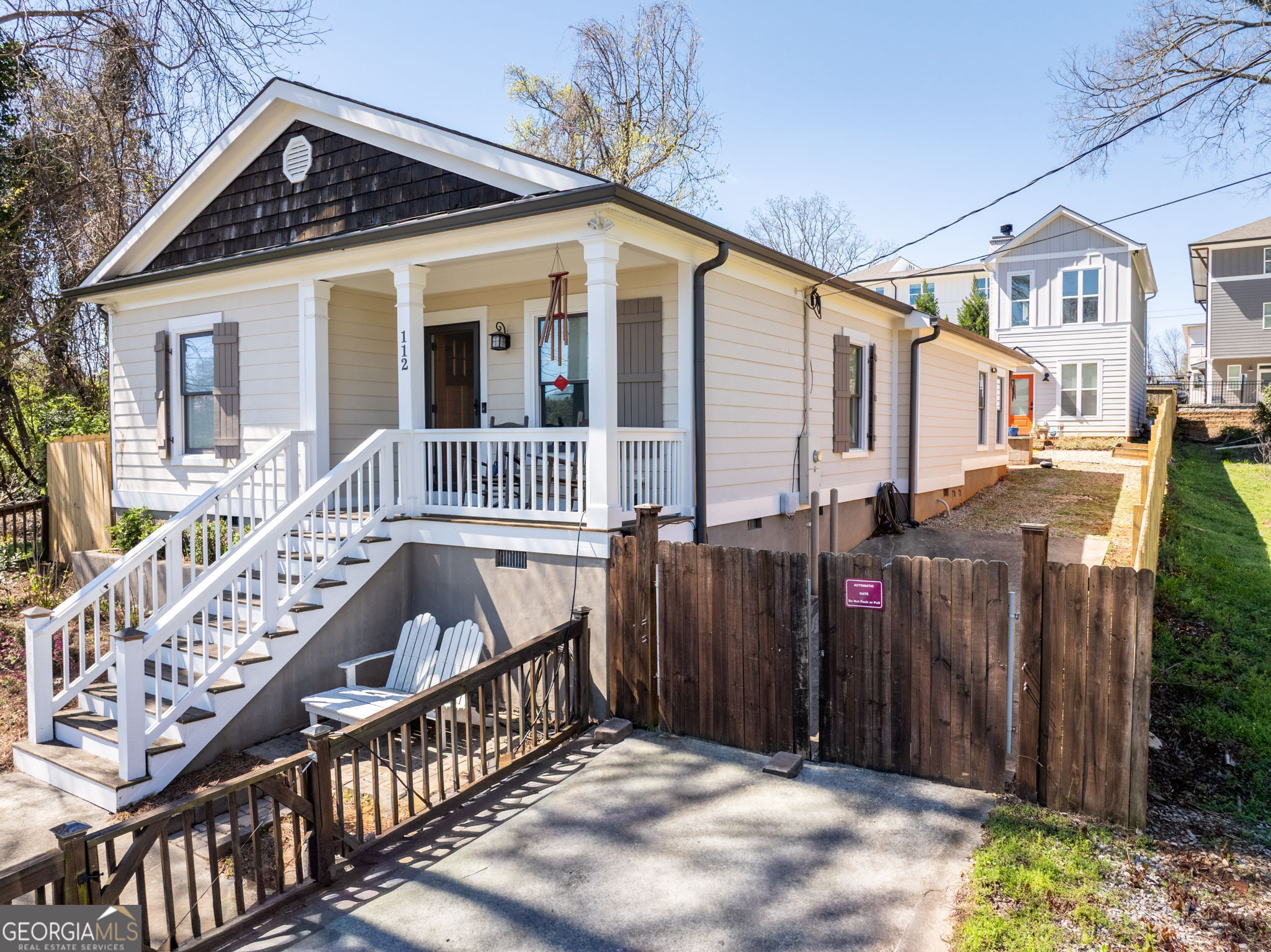 112 Wesley Avenue NE