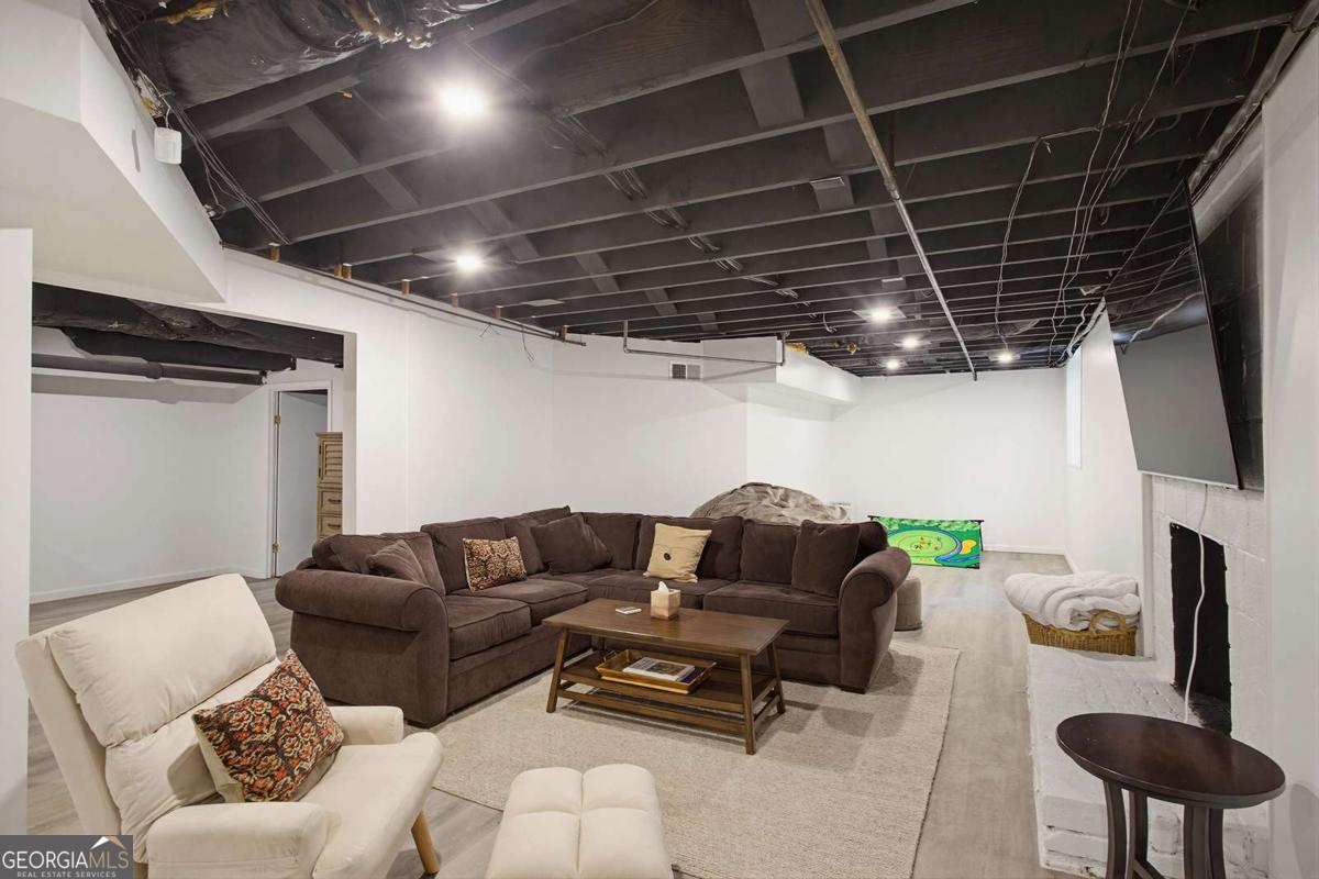 6651 Castleton Drive