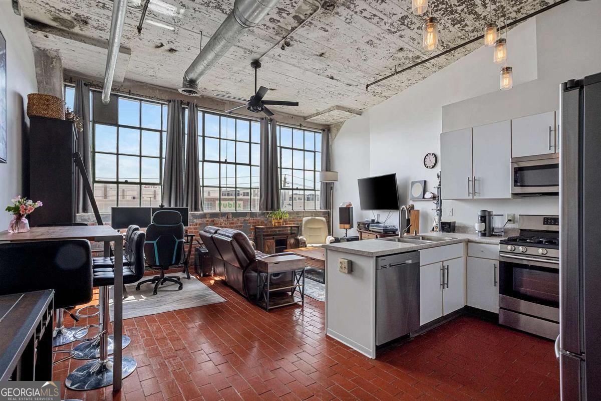 881 Memorial Drive SE # 310