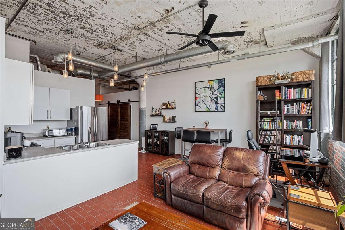 881 Memorial Drive SE # 310