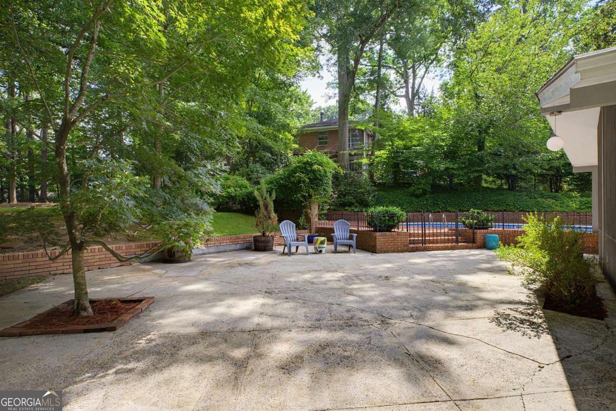 1234 Poplar Grove Drive NE