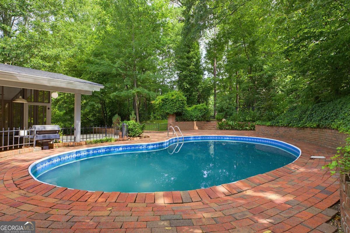 1234 Poplar Grove Drive NE