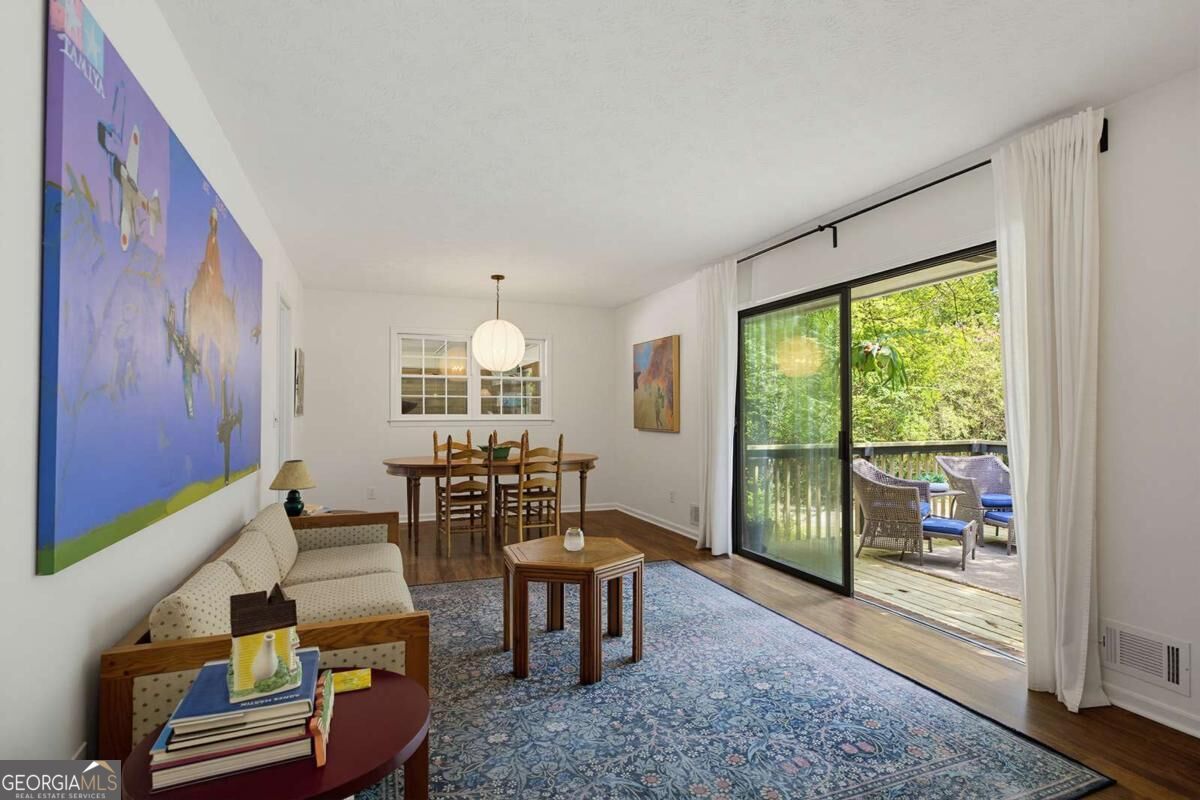 949 Tranquil Drive