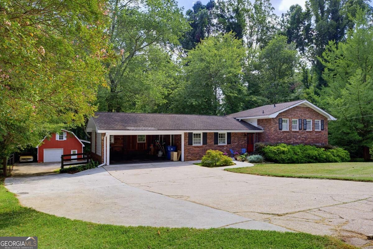 949 Tranquil Drive