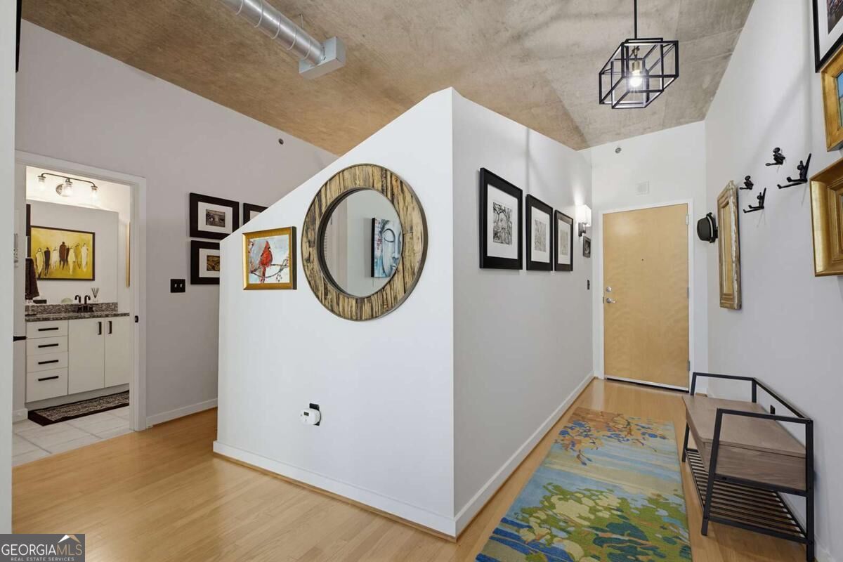 943 Peachtree Street # 1403