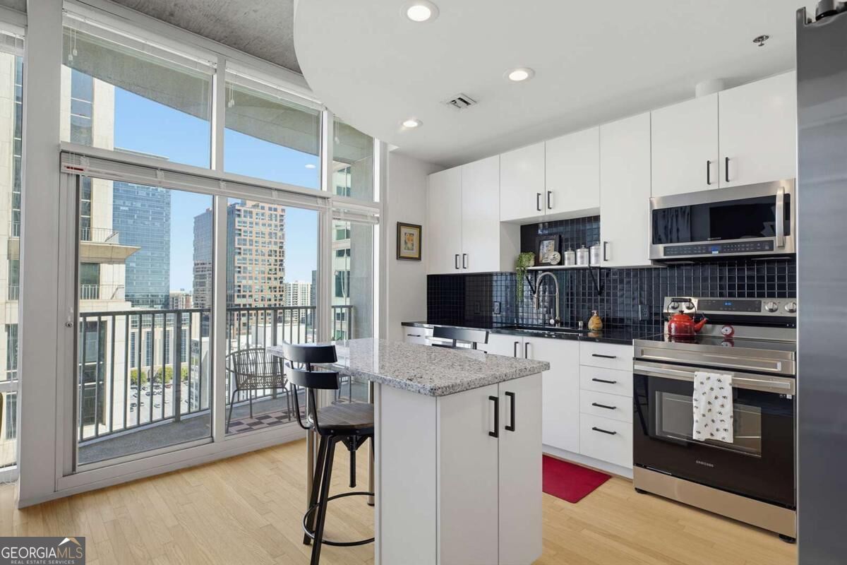 943 Peachtree Street # 1403