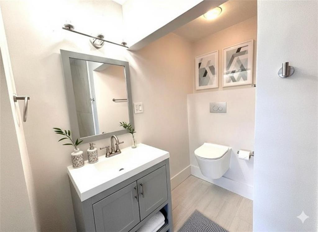 30 5th Street NE Unit 1006